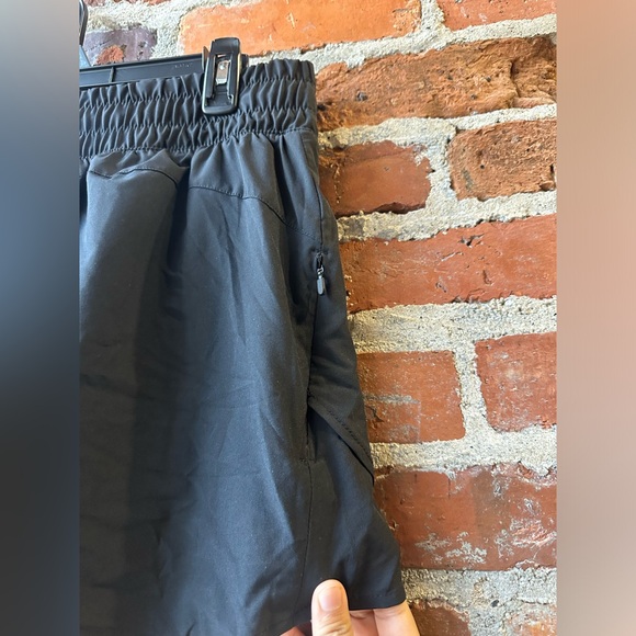 Avia Women’s Running Shorts with Bike Liner, 4” Inseam, Size 2xl - Picture 4 of 8